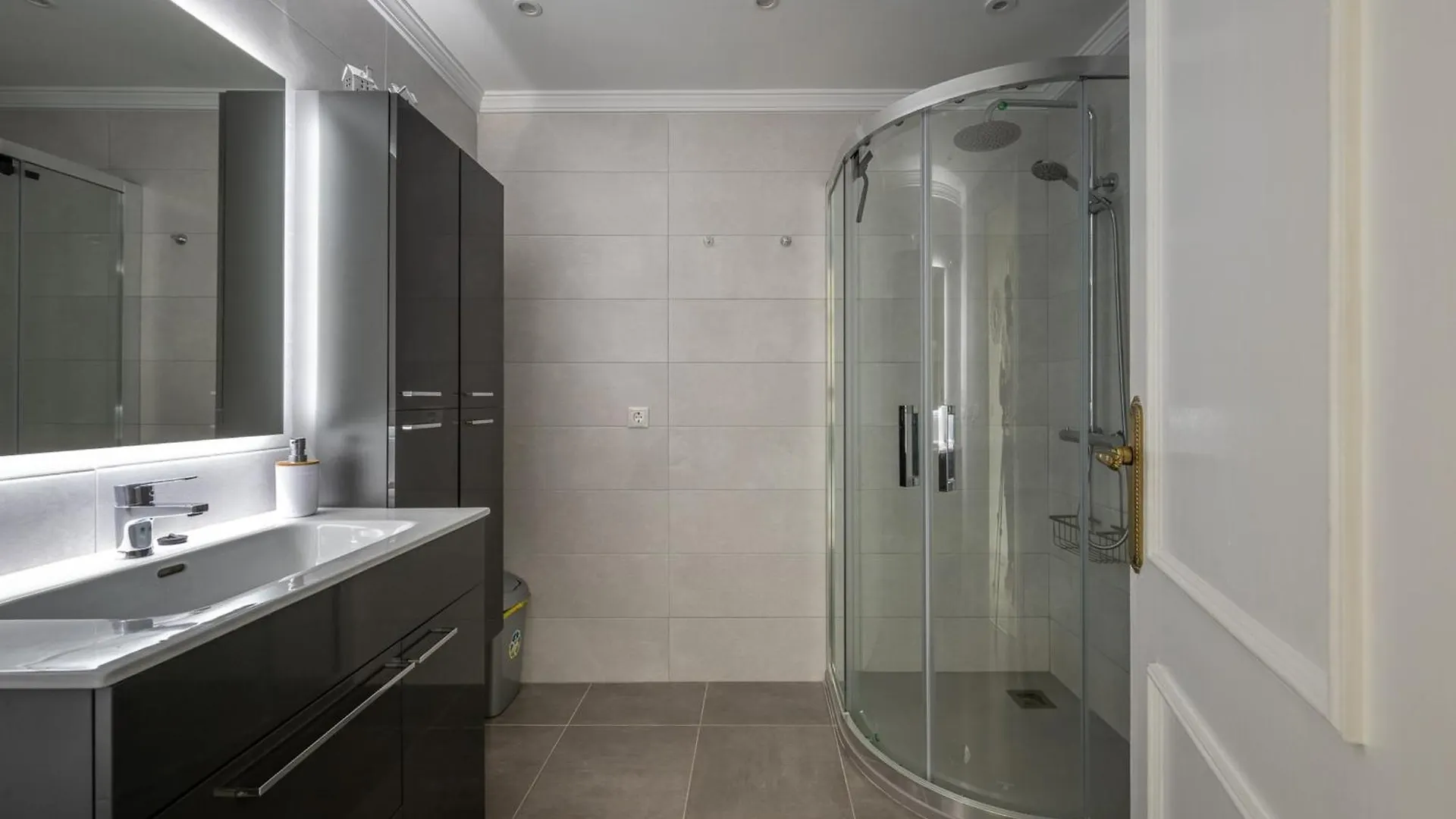 公寓 Cozy 2- Bedroom Duplex Penthouse With Rooftop Solarium In Calahonda Sitio de Calahonda 西班牙